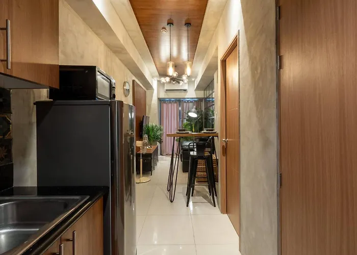 Modern Industrial 1 Bedroom | | Moa Shore 3 Naia * Manila